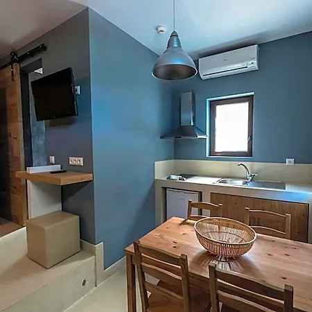 Aparthotel Anthelia 4*