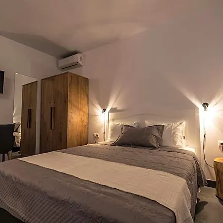 Aparthotel Anthelia 4*